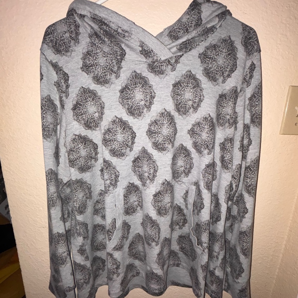 St John’s Bay Active Light Gray Hoodie with Dark Patterns